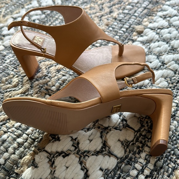 NWOT Louise etCie heeled sandals size 6.5 - Picture 2 of 4